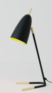 designov stoln lampa OBELISCO