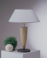 designov stoln lampa RIGATURA
